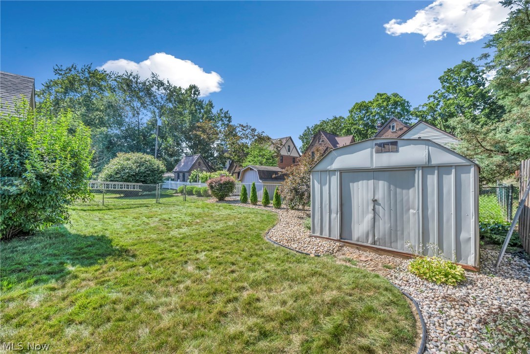 1036 Bennington Avenue NE Massillon OH 44646