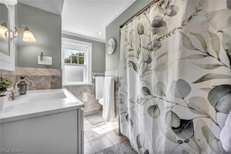 1036 Bennington Avenue NE Massillon OH 44646