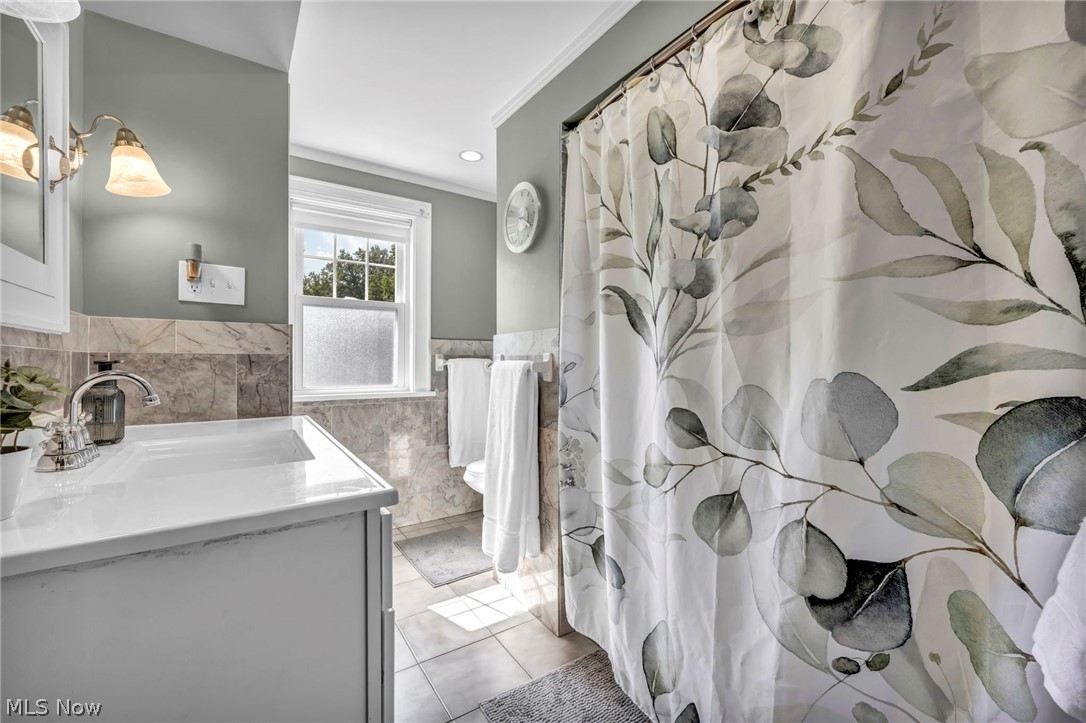 1036 Bennington Avenue NE Massillon OH 44646