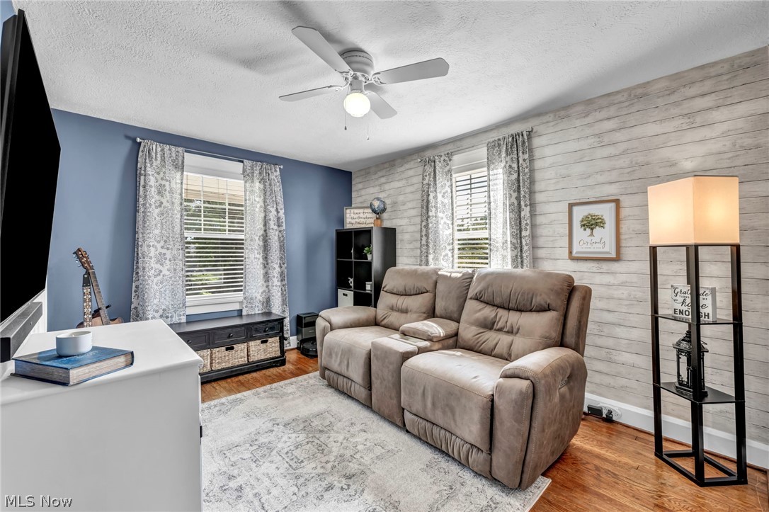 1036 Bennington Avenue NE Massillon OH 44646