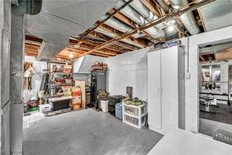 1036 Bennington Avenue NE Massillon OH 44646