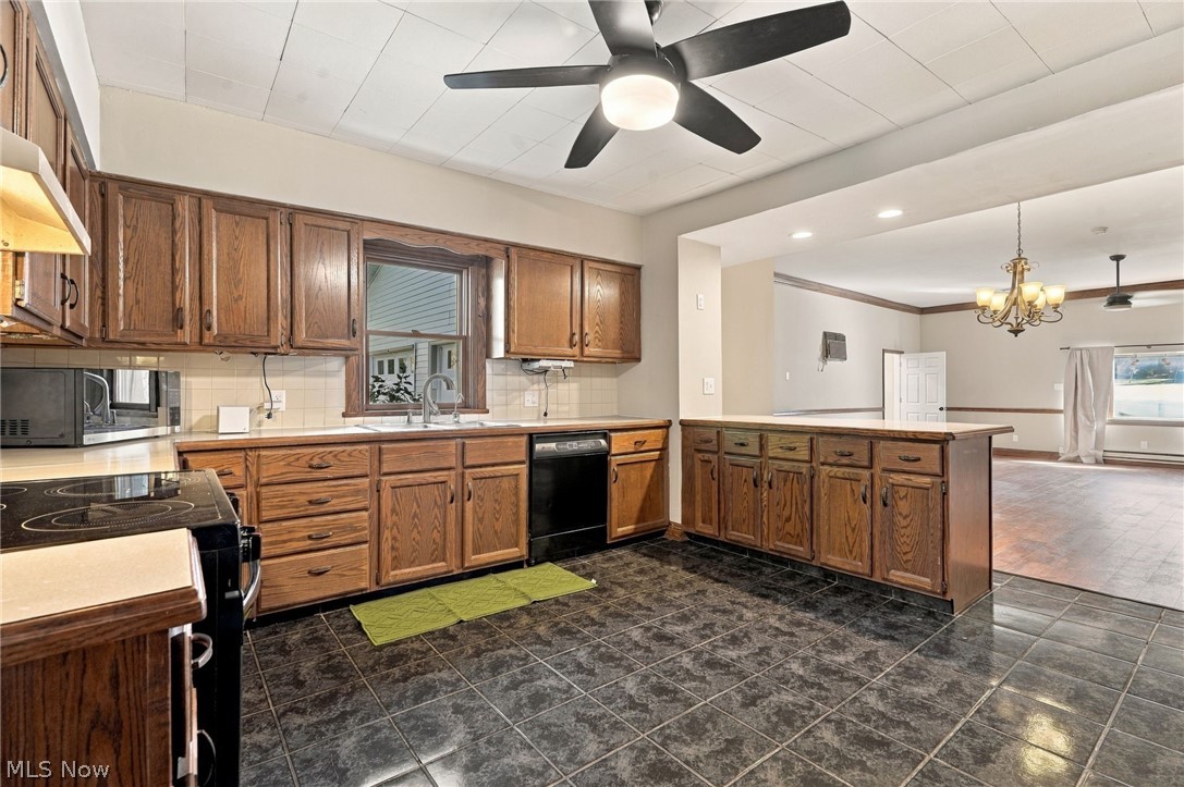 1953 Lawn Avenue Lowellville OH 44436