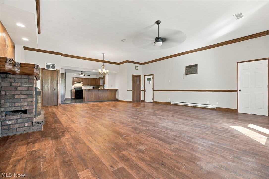 1953 Lawn Avenue Lowellville OH 44436
