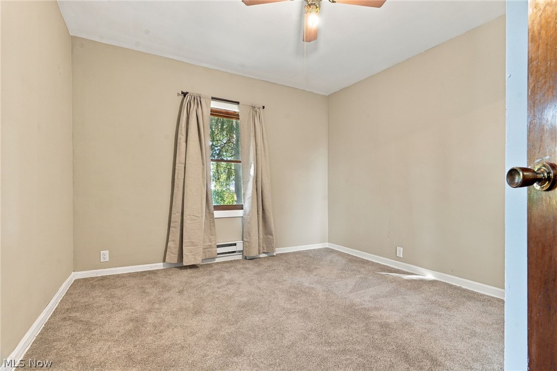 1953 Lawn Avenue Lowellville OH 44436