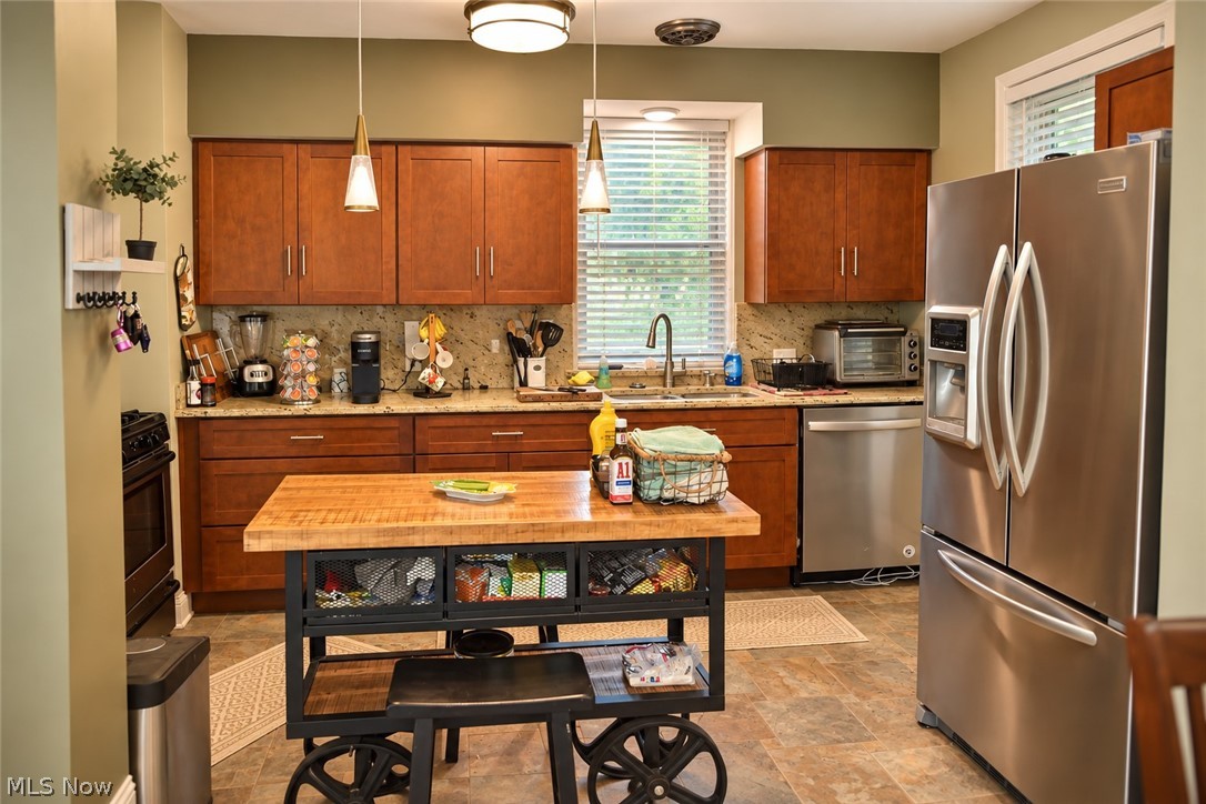 25800 Chardon Road Richmond Heights OH 44143