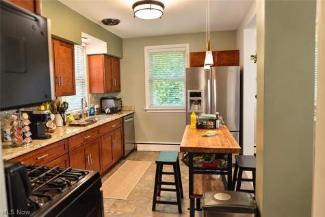 25800 Chardon Road Richmond Heights OH 44143