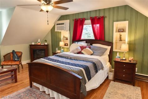 25800 Chardon Road Richmond Heights OH 44143