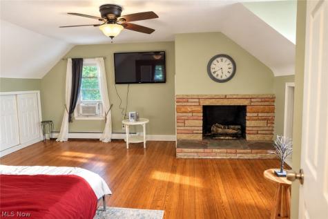 25800 Chardon Road Richmond Heights OH 44143