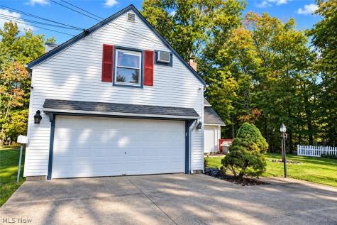 25800 Chardon Road Richmond Heights OH 44143