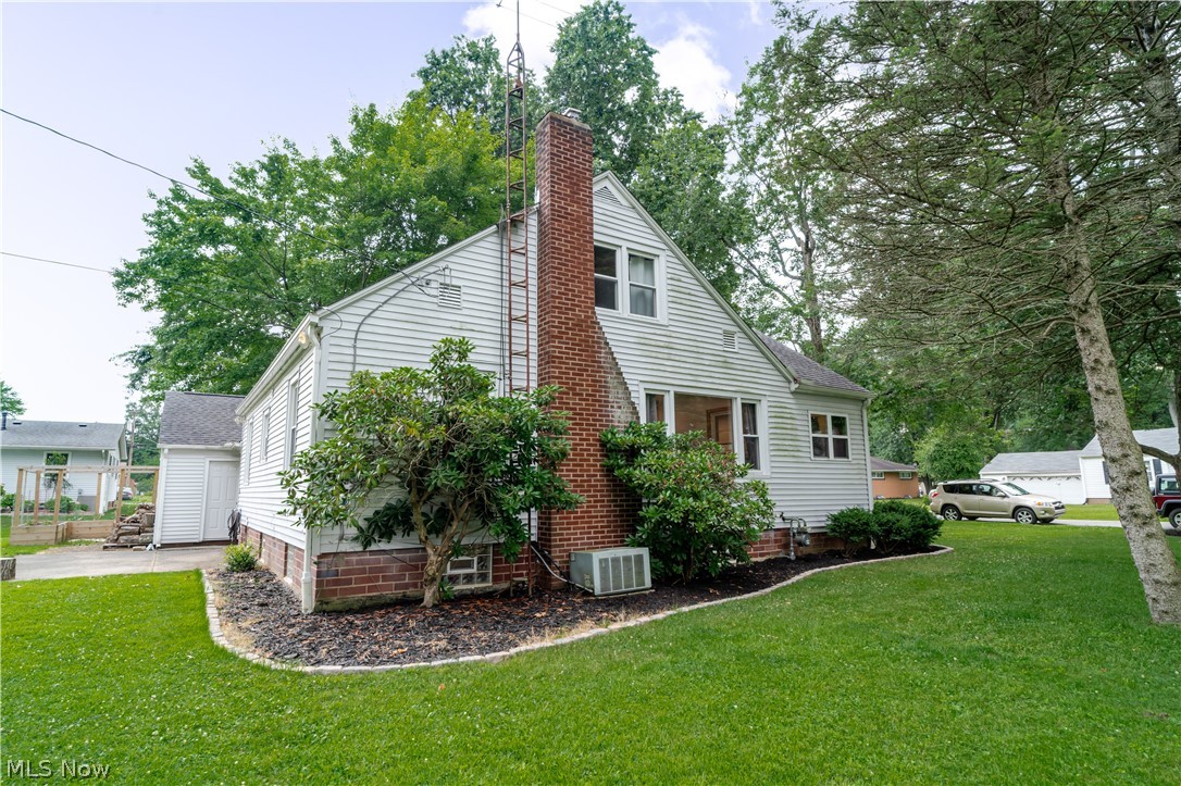 2226 Federal Avenue Alliance OH 44601