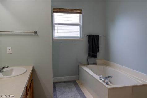 8858 Jordan Court North Ridgeville OH 44039