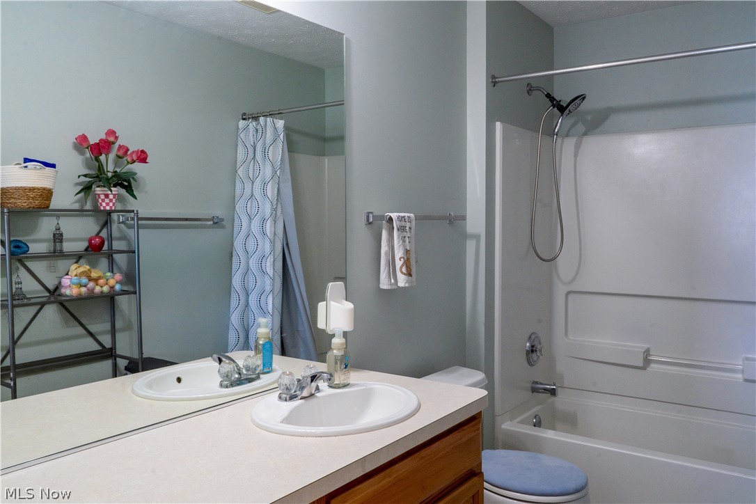 8858 Jordan Court North Ridgeville OH 44039
