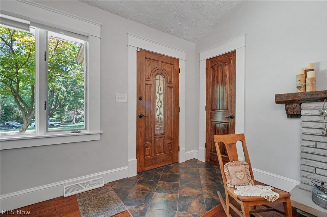 38600 Berkshire Hills Drive Willoughby Hills OH 44094