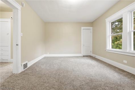 3286 E 140th Street Cleveland OH 44120