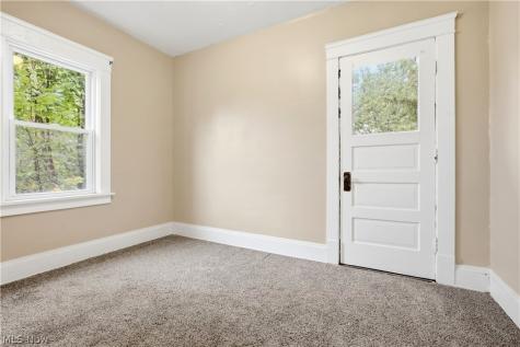 3286 E 140th Street Cleveland OH 44120