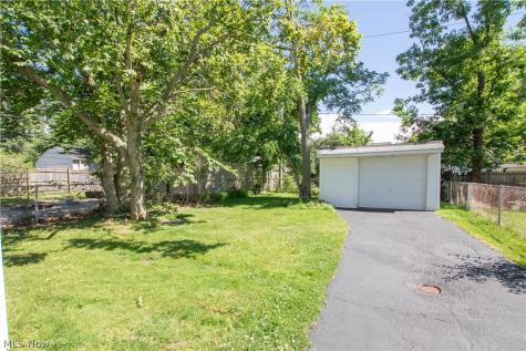 21412 Watson Road Maple Heights OH 44137