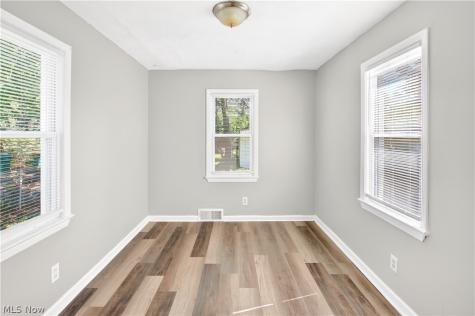 21412 Watson Road Maple Heights OH 44137