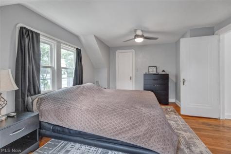 148 Brandtson Avenue Elyria OH 44035