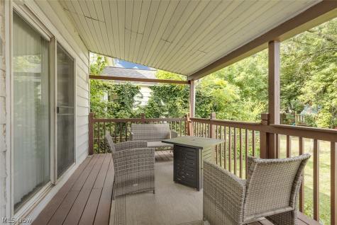 148 Brandtson Avenue Elyria OH 44035