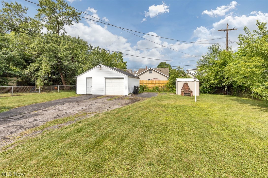 148 Brandtson Avenue Elyria OH 44035