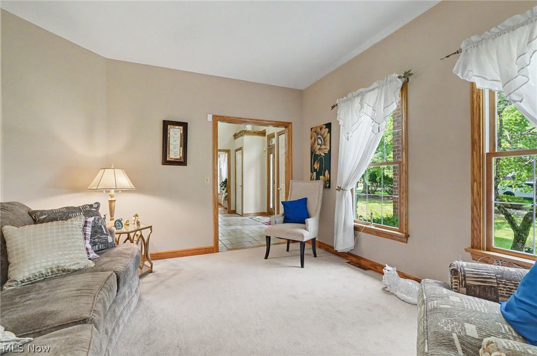 2101 Pearce Circle Salem OH 44460