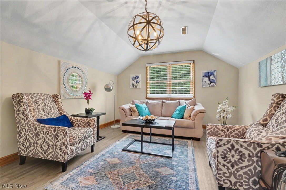 2101 Pearce Circle Salem OH 44460