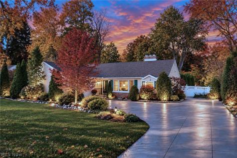 2443 Ridgewood Road Akron OH 44313