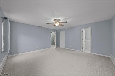 2443 Ridgewood Road Akron OH 44313