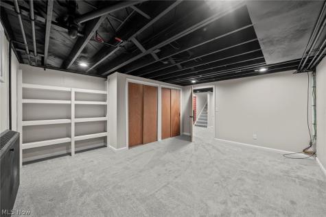 2443 Ridgewood Road Akron OH 44313