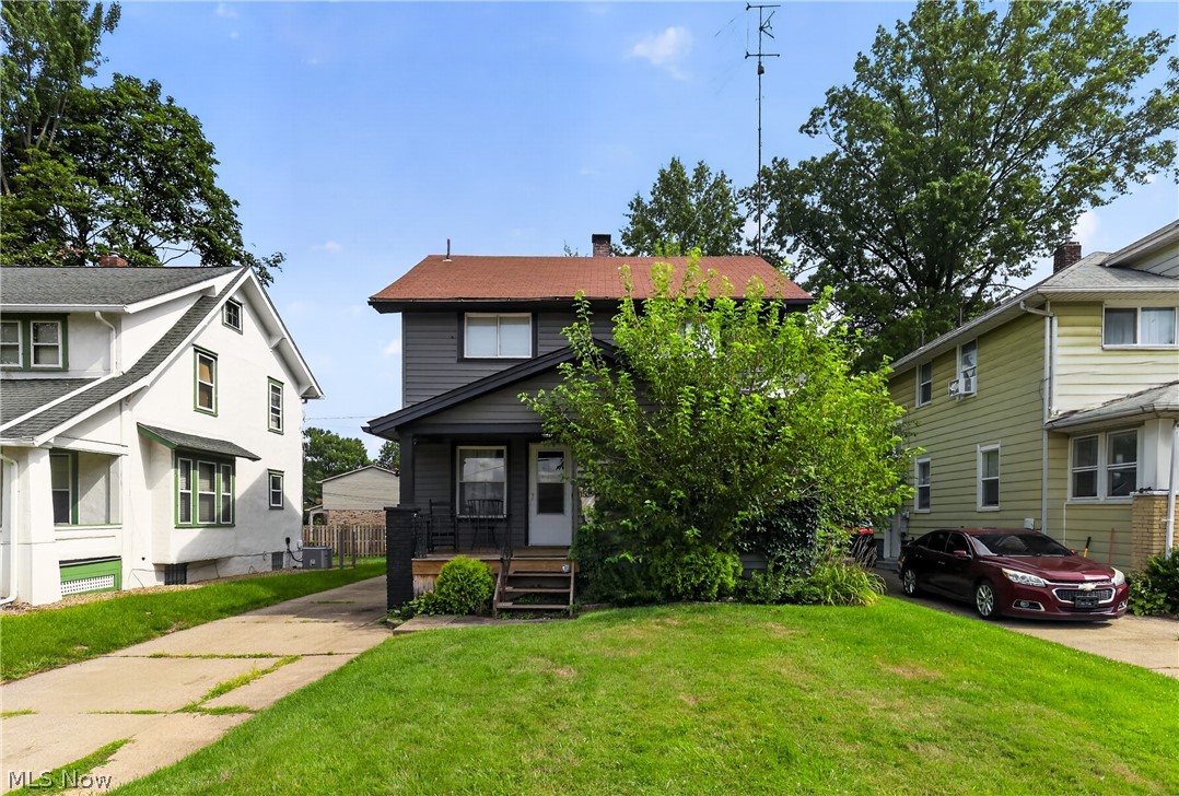 1529 Longfellow Court NE Warren OH 44483