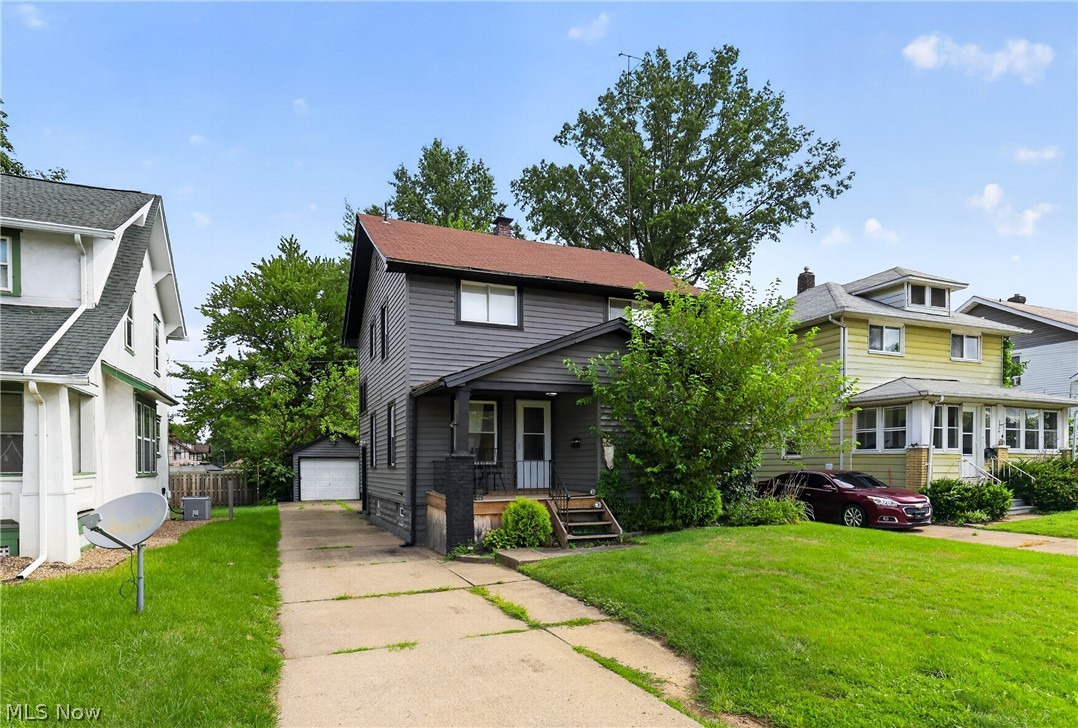1529 Longfellow Court NE Warren OH 44483