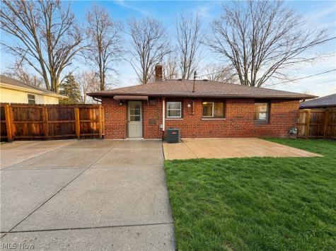 4506 Silverdale Road North Olmsted OH 44070