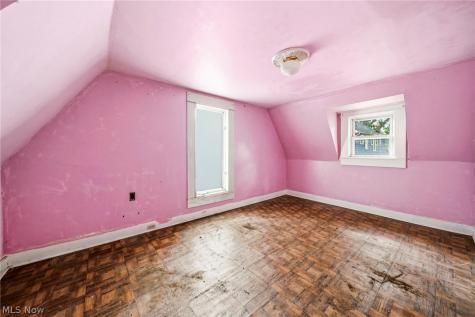 2137 Brown Road Lakewood OH 44107