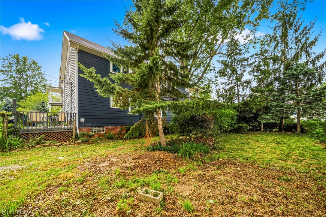 2137 Brown Road Lakewood OH 44107