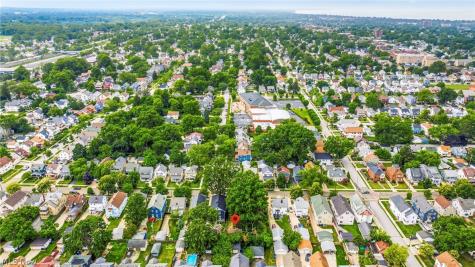 2137 Brown Road Lakewood OH 44107