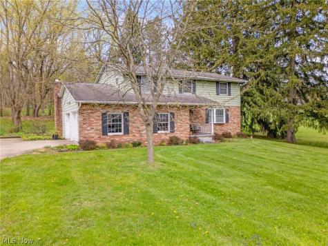 4450 Cottage Grove Road Uniontown OH 44685