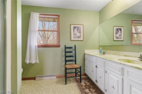 4450 Cottage Grove Road Uniontown OH 44685