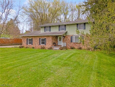 4450 Cottage Grove Road Uniontown OH 44685