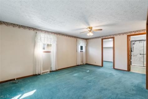 3681 Mariwood Avenue NW Massillon OH 44646