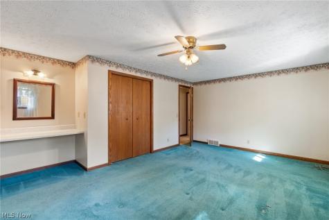 3681 Mariwood Avenue NW Massillon OH 44646