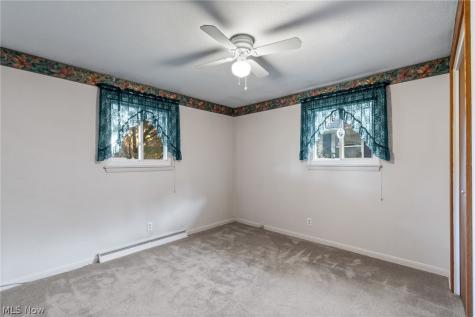 3681 Mariwood Avenue NW Massillon OH 44646