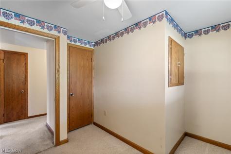 3681 Mariwood Avenue NW Massillon OH 44646