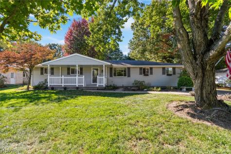 3681 Mariwood Avenue NW Massillon OH 44646