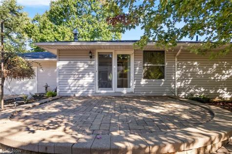 3681 Mariwood Avenue NW Massillon OH 44646