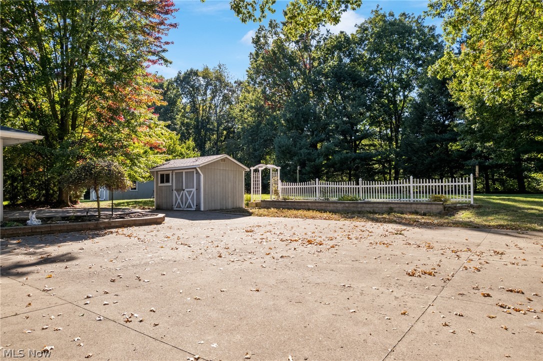 3681 Mariwood Avenue NW Massillon OH 44646