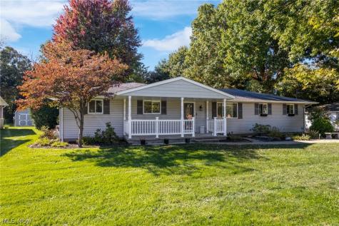3681 Mariwood Avenue NW Massillon OH 44646