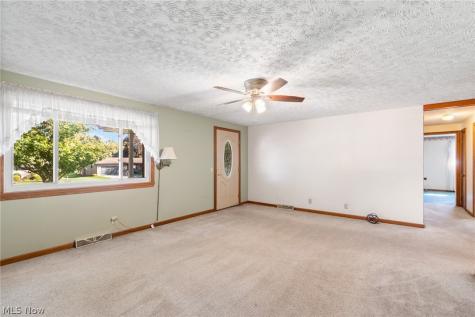 3681 Mariwood Avenue NW Massillon OH 44646