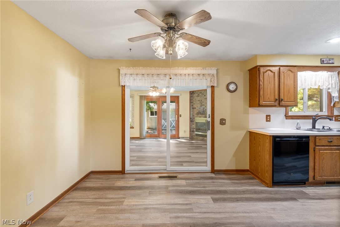 3681 Mariwood Avenue NW Massillon OH 44646