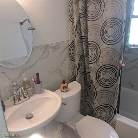 480 W Hylda Avenue Youngstown OH 44511