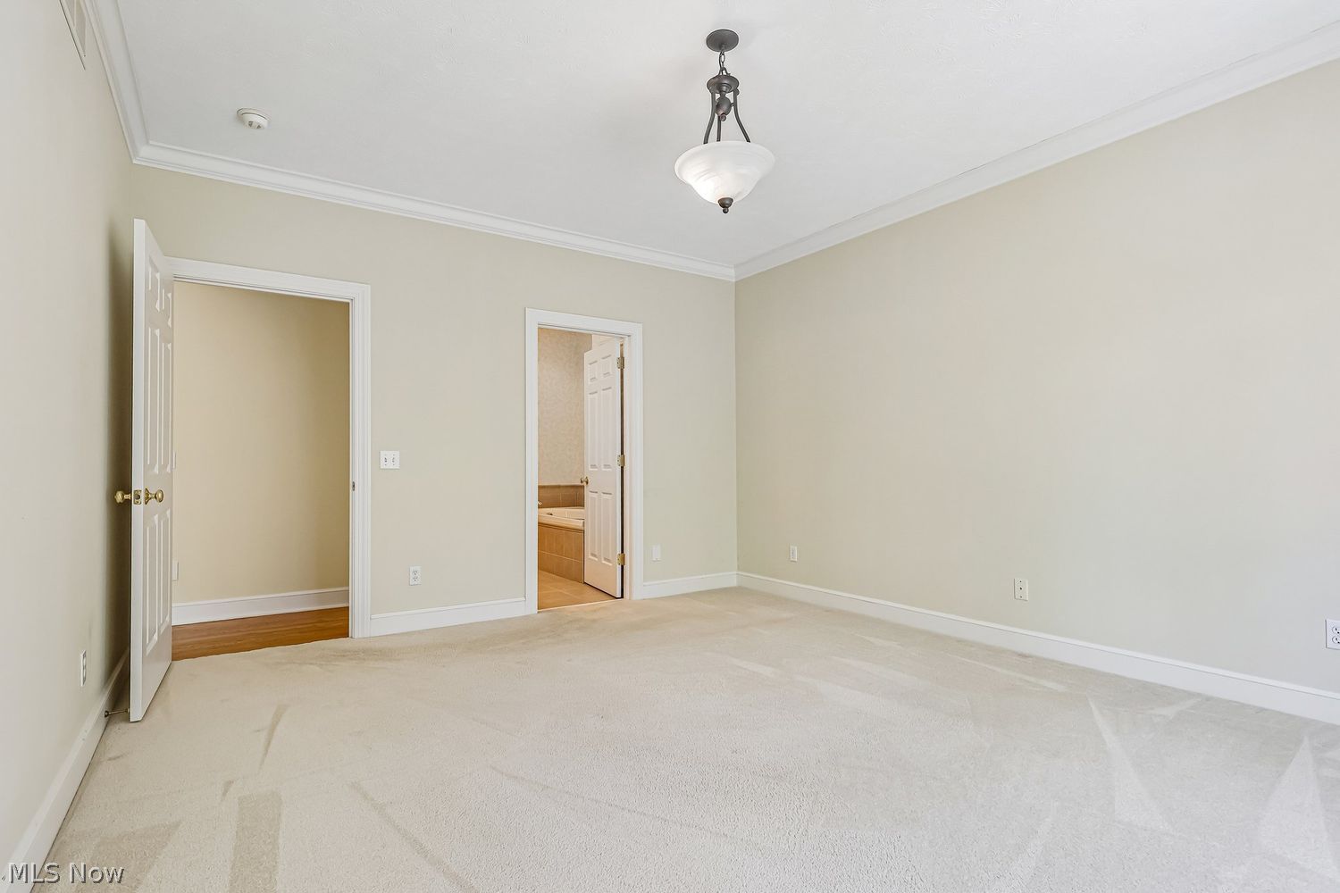 16905 Knolls Way Chagrin Falls OH 44023